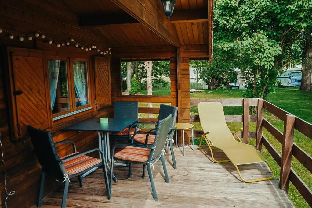 Holzhaus Direkt Am See Priepert Exteriör bild